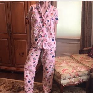 Cupcake pajama set